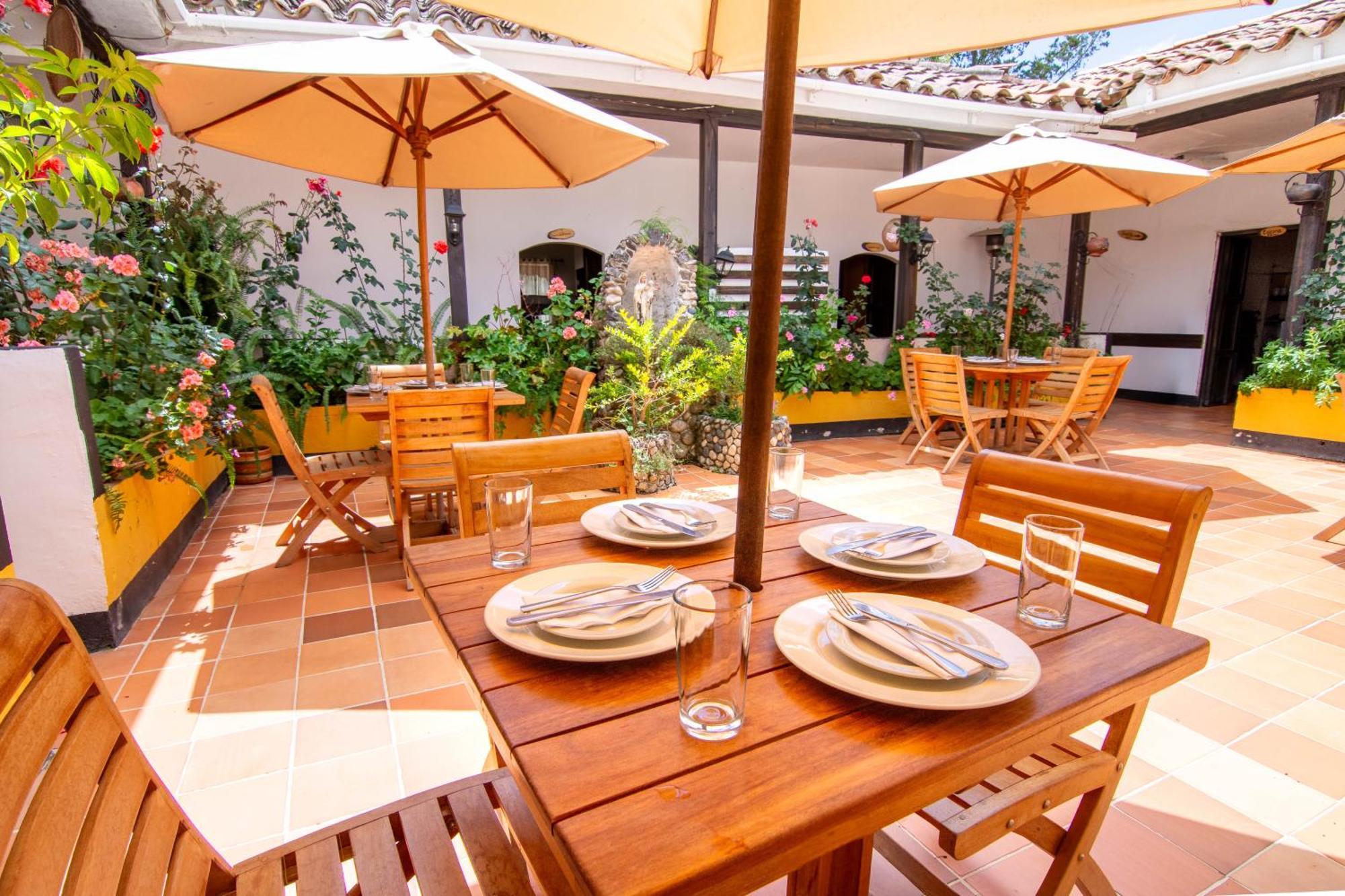 Hotel Casa Del Colibri Guican Exterior photo